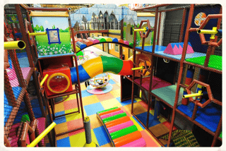 CenterEdge_Client_Spotlight_entertainment_interior_Elevated_Sportz-313975-edited.png CenterEdge_Client_Spotlight_entertainment_interior_Elevated_Sportz-313975-edited.png